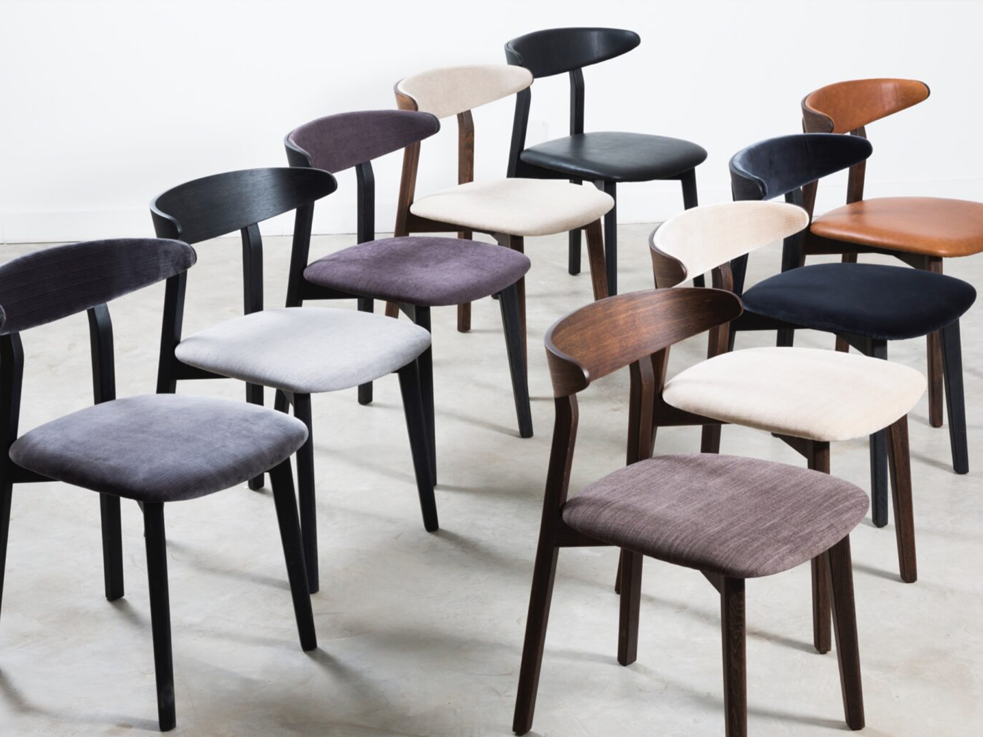 Kursi Tamu Estetik dan Nyaman dari Sawdust