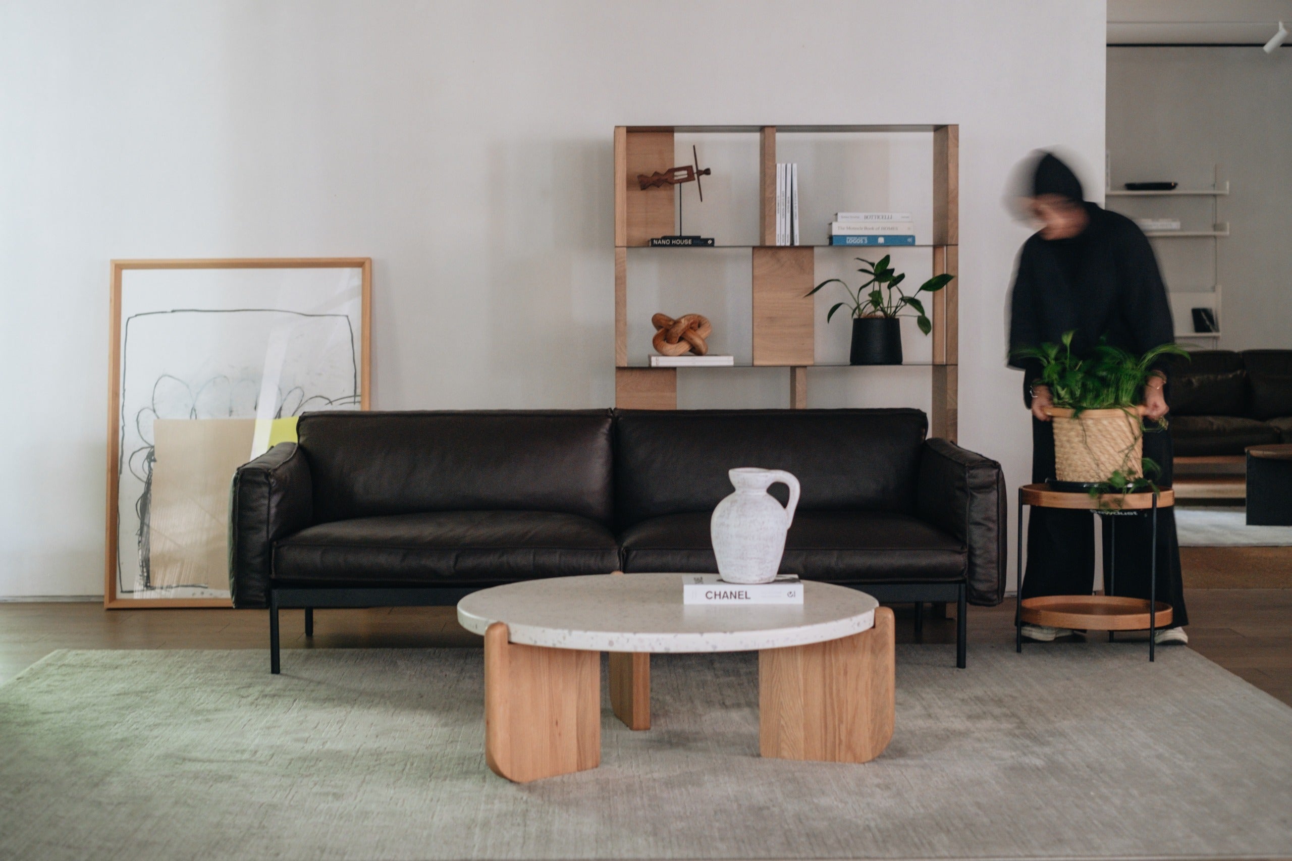 Modern Living Room Chairs That Are Comfortable and Stylish