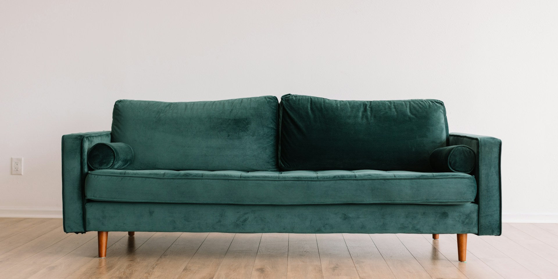 Kain Sofa Terbaik: Pilihan Tepat untuk Rumah Anda